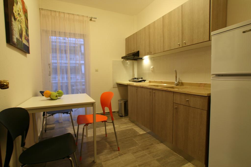 Hotel Kostas Olympiakí Aktí Zimmer foto